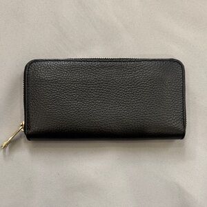 Black Leather Zip Wallet